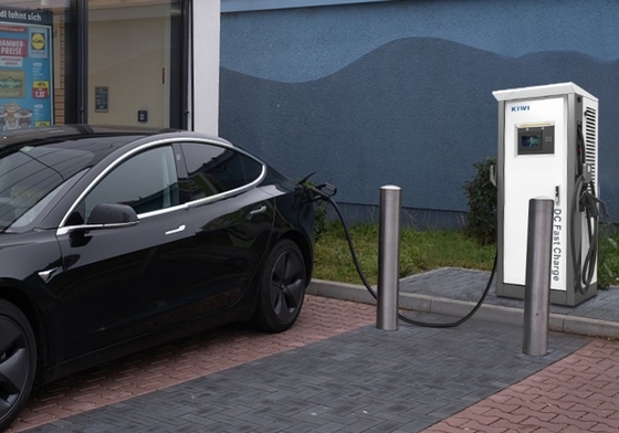 150kW trạm sạc EV thương mại điện DC EV Charger Pile CCS2 Type2 Ocpp1.6
