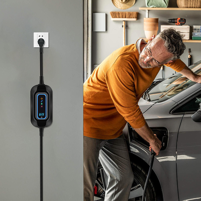 Tesla Model 2 3.5kw Ev sạc cấp 1 Cắm vào sạc Điện 16A Đèn di động cho khách sạn