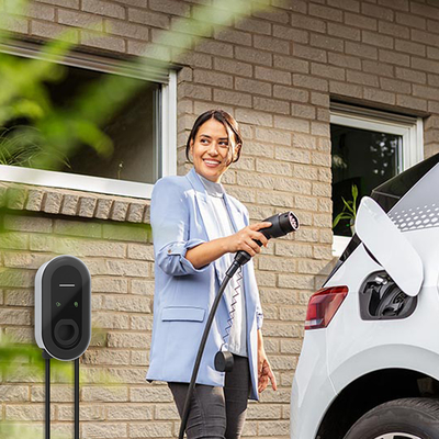 7-11KW hộp sạc EV gắn tường để khởi động RFID và giao tiếp điểm đến điểm