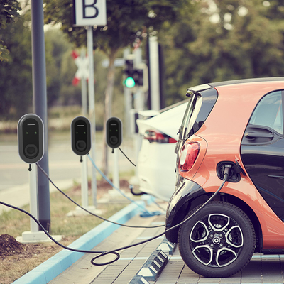 Bộ sạc EV loại 2 32A 3 pha cho Tesla Model 3 Dây cầm và tần số lưới điện 50Hz±10Hz