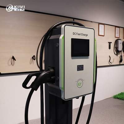 Bộ sạc điện EV SmartDC nhanh 30kW với công tắc bảo vệ rò rỉ và tần số lưới 50Hz±10Hz