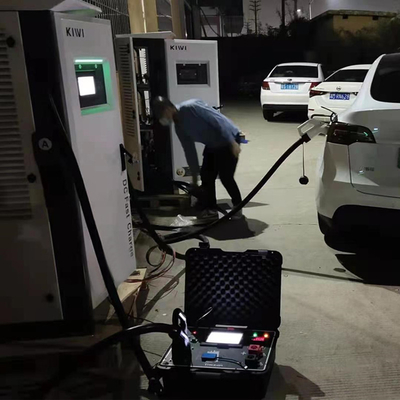 120kw 3 giai đoạn Điện lực xe điện Sân sạc nhanh Chademo CCS1 CCS loại 2 Sạc điện DC EV nhanh